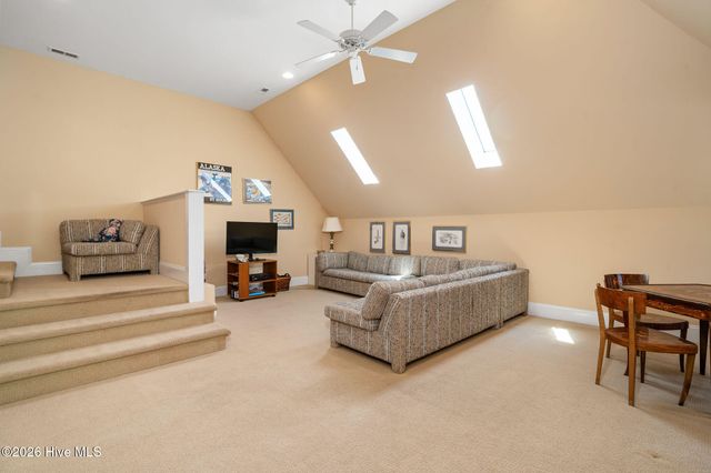 150 Red Fox Run Drive, Wallace, NC 28466