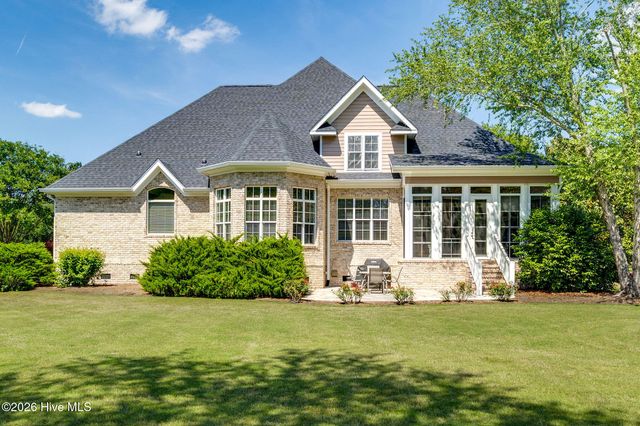 150 Red Fox Run Drive, Wallace, NC 28466