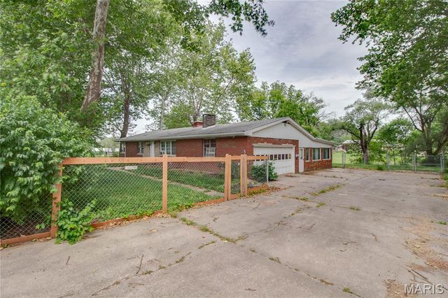 427 Ruth Avenue, Cottage Hills, IL 62018