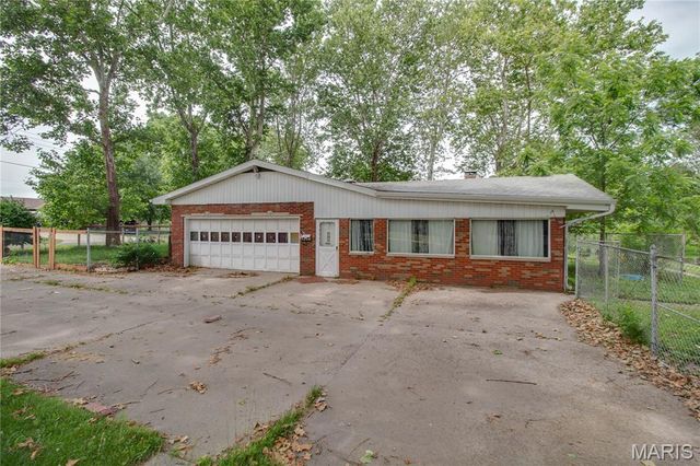 427 Ruth Avenue, Cottage Hills, IL 62018