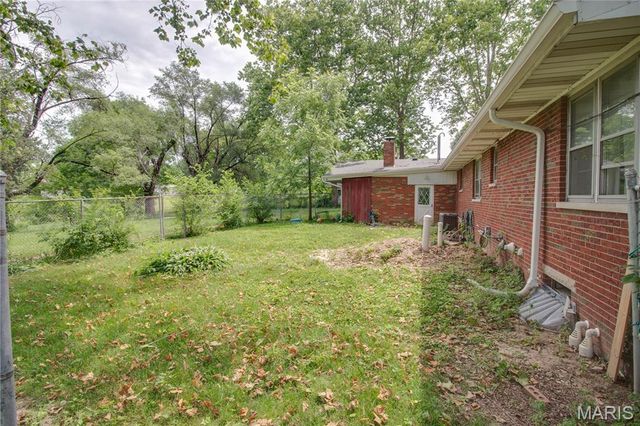 427 Ruth Avenue, Cottage Hills, IL 62018