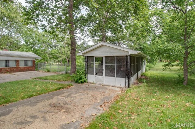 427 Ruth Avenue, Cottage Hills, IL 62018