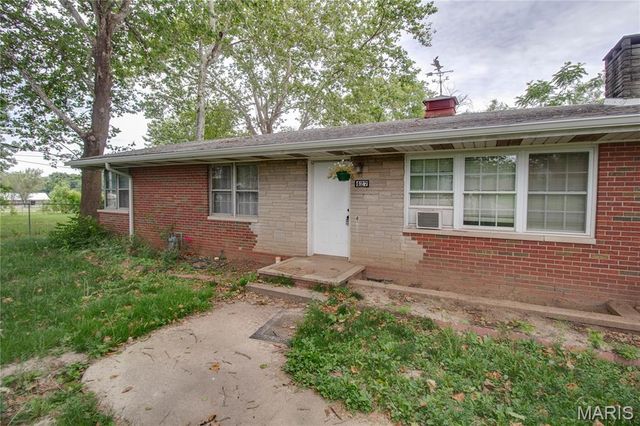 427 Ruth Avenue, Cottage Hills, IL 62018