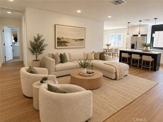 17904 Crenshaw, Torrance, CA 90504