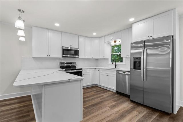 2883 Country Lane NW, Kennesaw, GA 30152