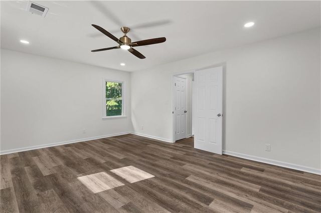 2883 Country Lane NW, Kennesaw, GA 30152
