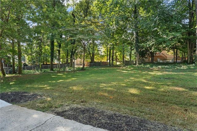 2883 Country Lane NW, Kennesaw, GA 30152