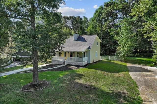 2883 Country Lane NW, Kennesaw, GA 30152