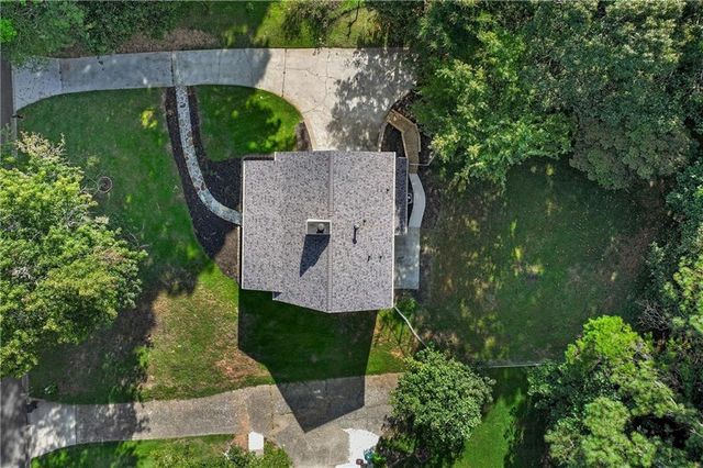 2883 Country Lane NW, Kennesaw, GA 30152