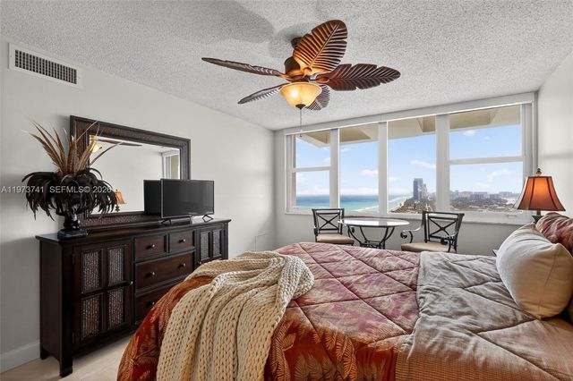 3140 S Ocean Dr PH4, Hallandale Beach, FL 33009