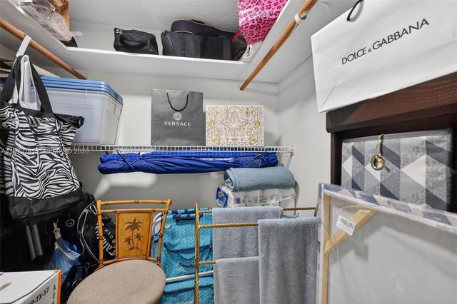 3140 S Ocean Dr PH4, Hallandale Beach, FL 33009