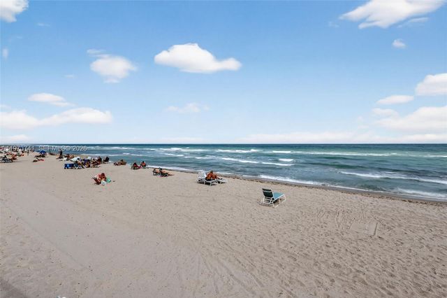 3140 S Ocean Dr PH4, Hallandale Beach, FL 33009