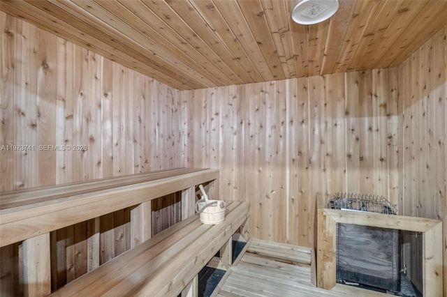 3140 S Ocean Dr PH4, Hallandale Beach, FL 33009