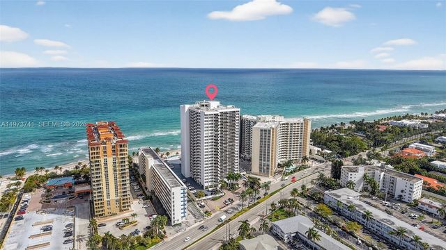 3140 S Ocean Dr PH4, Hallandale Beach, FL 33009
