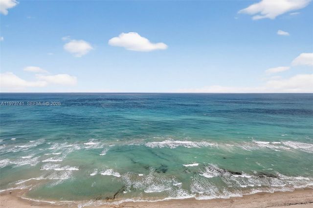 3140 S Ocean Dr PH4, Hallandale Beach, FL 33009