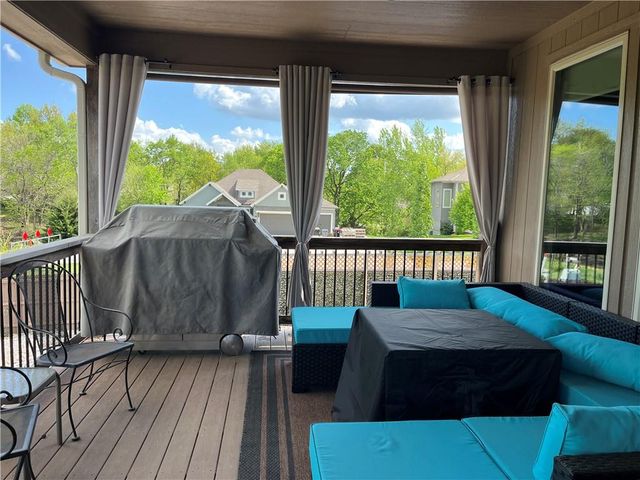 4411 SE Lariat Drive, Lee's Summit, MO 64082