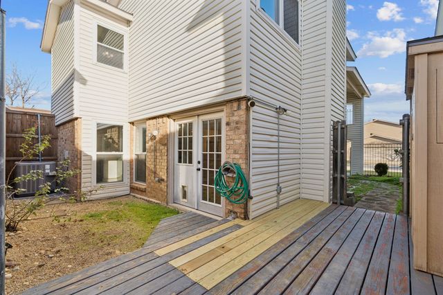 2009 Via Bravo, Carrollton, TX 75006