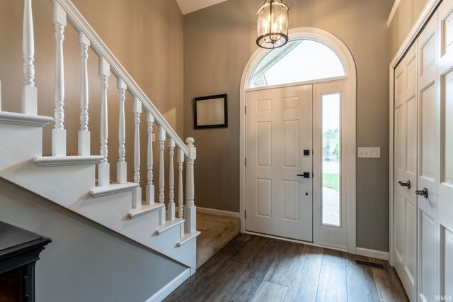 7517 Greymoor Drive, Fort Wayne, IN 46815