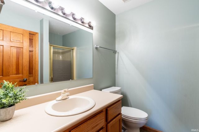7517 Greymoor Drive, Fort Wayne, IN 46815