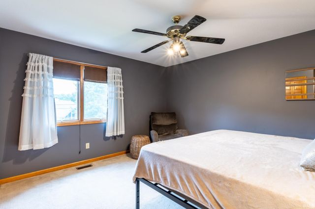 7517 Greymoor Drive, Fort Wayne, IN 46815