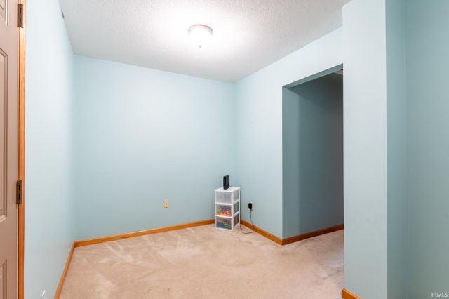 7517 Greymoor Drive, Fort Wayne, IN 46815