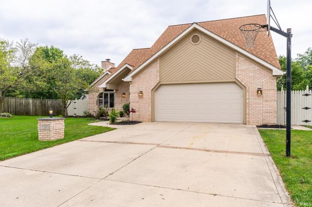 7517 Greymoor Drive, Fort Wayne, IN 46815