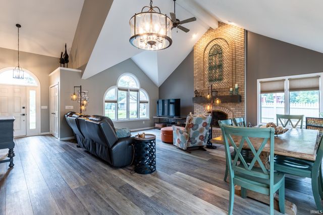 7517 Greymoor Drive, Fort Wayne, IN 46815