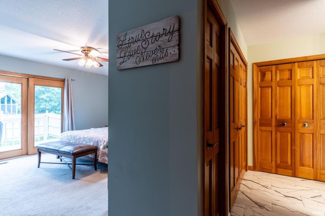 7517 Greymoor Drive, Fort Wayne, IN 46815