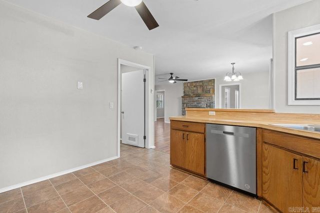 3 Penaranda Lane, Hot Springs Village, AR 71909