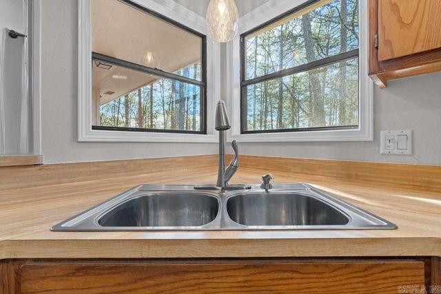 3 Penaranda Lane, Hot Springs Village, AR 71909