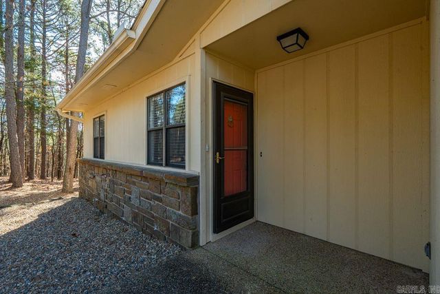 3 Penaranda Lane, Hot Springs Village, AR 71909