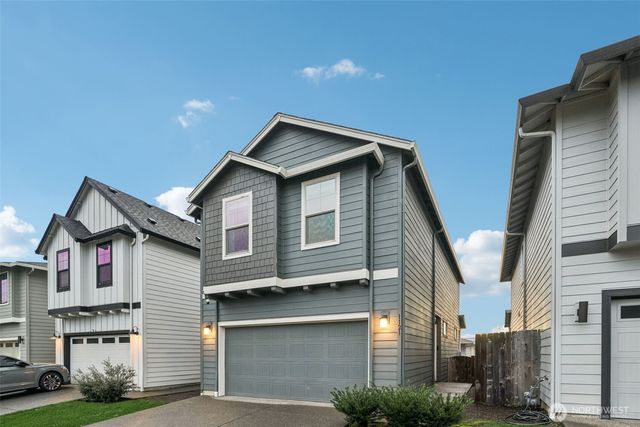 1121 N Auburn Place, Ridgefield, WA 98642