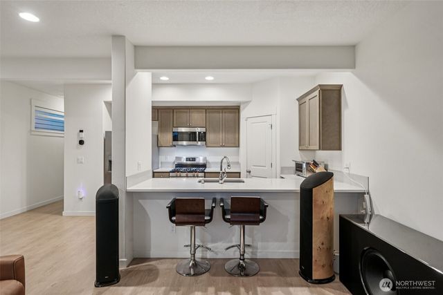 1121 N Auburn Place, Ridgefield, WA 98642