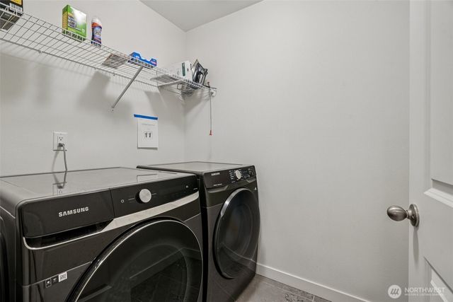 1121 N Auburn Place, Ridgefield, WA 98642