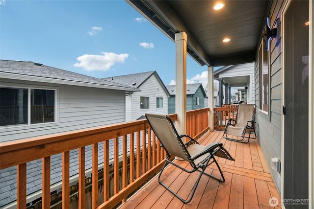 1121 N Auburn Place, Ridgefield, WA 98642