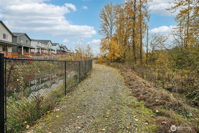 1121 N Auburn Place, Ridgefield, WA 98642