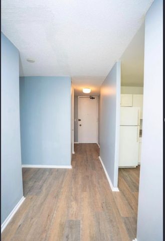 6700 S South Shore Drive 15H, Chicago, IL 60649