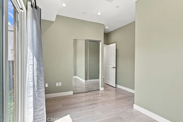 15340 Lassen, Los Angeles, CA 91345