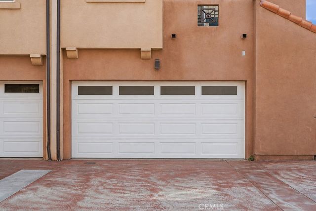15340 Lassen, Los Angeles, CA 91345