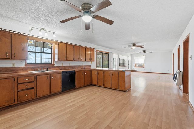 67 Turkey Run Loop, Houston, AR 72070