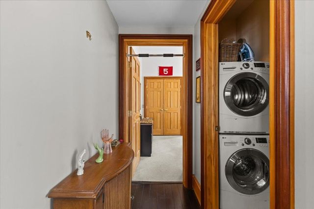 204 S Union St Apt 5, Burlington, VT 05401