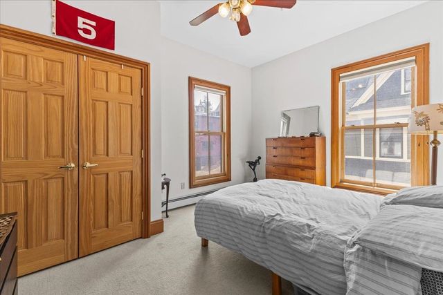 204 S Union St Apt 5, Burlington, VT 05401