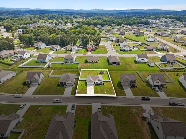 1041 Hickoryridge Dr, Murfreesboro, TN 37129