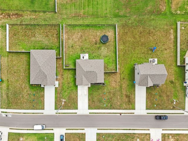 1041 Hickoryridge Dr, Murfreesboro, TN 37129