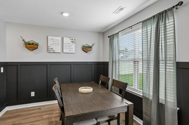 1041 Hickoryridge Dr, Murfreesboro, TN 37129