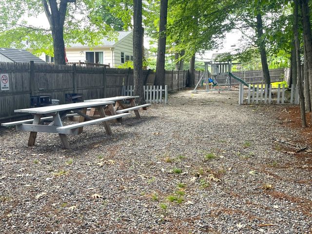 1323 Worcester Rd E7, Framingham, MA 01701