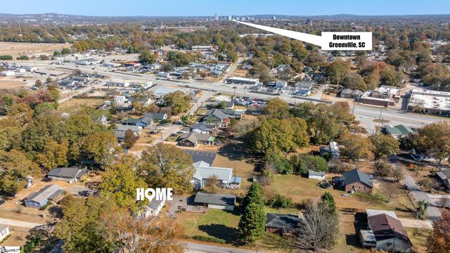 819 Gordon Street Extension, Greenville, SC 29611