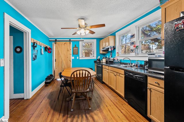 819 Gordon Street Extension, Greenville, SC 29611