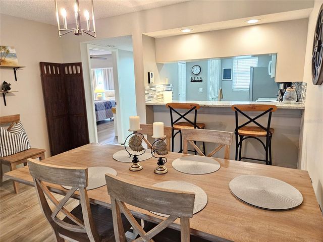 435 CERROMAR LANE 329, Venice, FL 34293