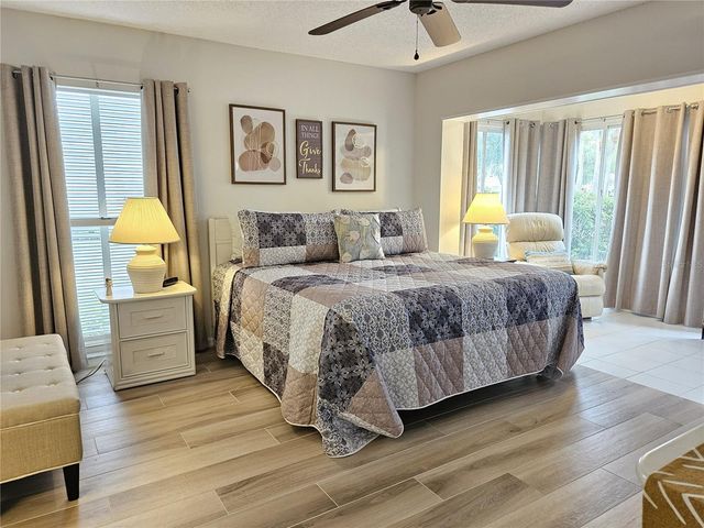 435 CERROMAR LANE 329, Venice, FL 34293